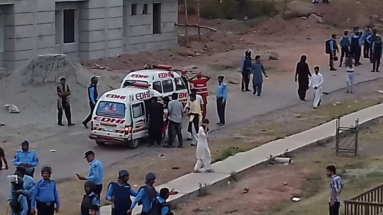 Quaid-E-Azam University|| 27 may 2017 tragedy|| Students clash