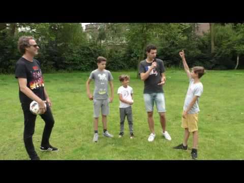 #EKdaily op pad.. Bruce speelt EK-goals na