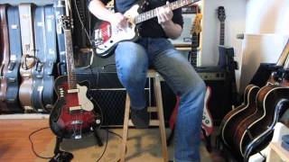 Video thumbnail for 1970 EKO Manta by wutzdog001guitars