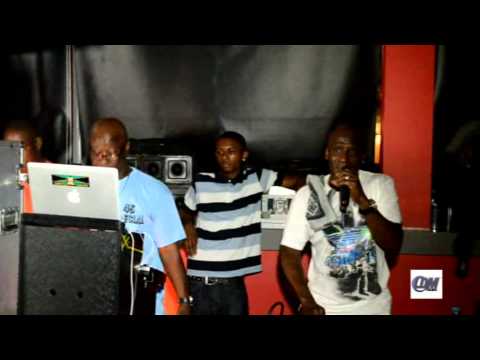 Observer Sound vs Bad Intention vs Essential Sound (45shoplock) fri 26th july 2013 pt2