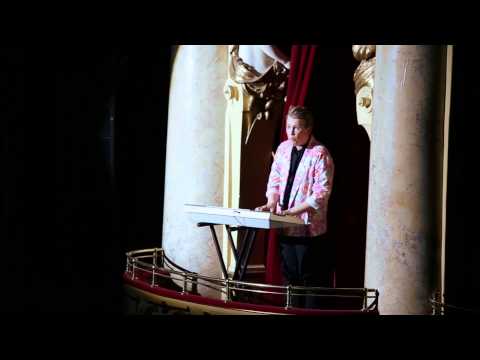 Fossrevyen 2014 - Fjellet Finnes (Nationaltheateret)