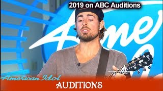 Kason Lester “When I&#39;m Holding Her” Brings Katy Food Strawberry Farmer| American Idol 2019 Auditions