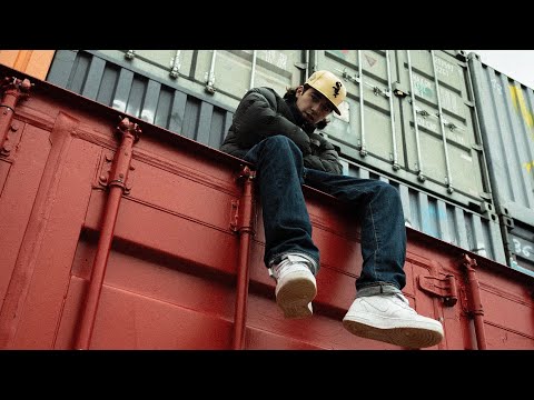 DEELEE S - Si y’a 2 prods j’fais un 3some (prod. LV la prudence)