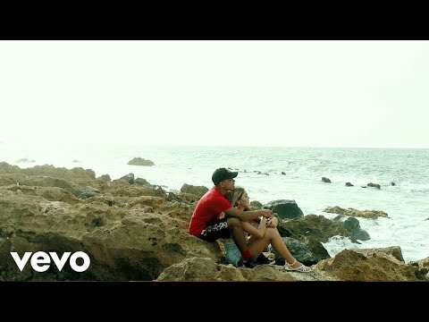 Jamby "El Favo" - Ausente (Official Video)