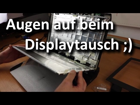 Display replacement on an ASUS GH73JH notebook