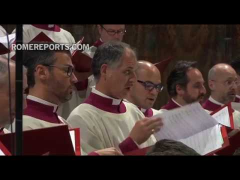 Pope's choir releases second album, recorded entirely in the Sistine Chapel