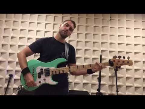 Danny Growl - Bass lines vs soloing