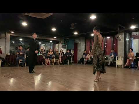 Facundo y Ana @ Noble Milonga, El Tango