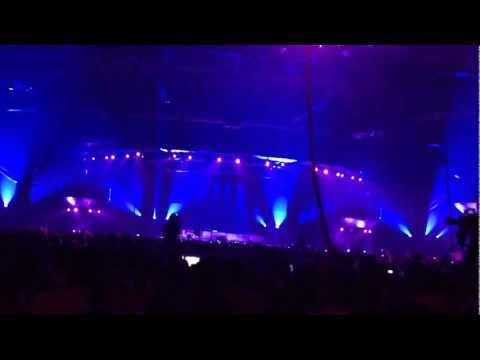 Shah ft. Adrina Thorpe -- Who Will Find Me (Armin van Buuren Mashup) @ ASOT 600 Den Bosch 06-04-2013