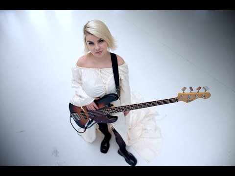 Amanda Fondell - Baby (Official Music Video)