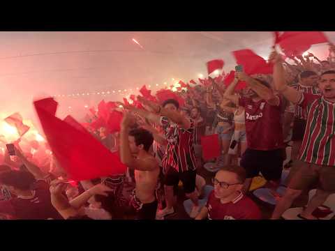 "QUE FESTA ABSURDA FOI ESSA!!!" Barra: O Bravo Ano de 52 &bull; Club: Fluminense &bull; País: Brasil
