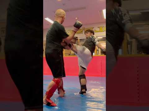 【HowTo】Feint middle kick〜フェイントミドルキック〜 #空道 #大道塾 #空手 #キック #フェイント #回し蹴り