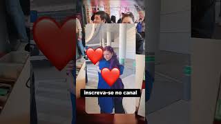NINGUÉM ESPERAVA POR ESSE RETRATO DE FAMILIA