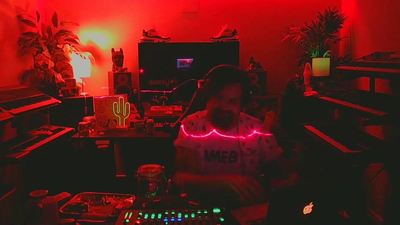 Henry Saiz - Live @ Home #24 2020 90´s Dance Party!