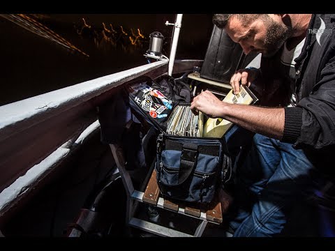 Jaffa Surfa on vinyl @ THE DEBUT YACHT 05.31.2014 Budapest