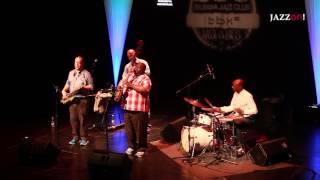 Bilbaina Jazz Club 2015 / MES A MES / ERIC REVIS 4tet