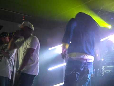 2 Chainz (aka Tity Boi) Performs La La w/ Cyhi da Prynce (Atlanta, GA)