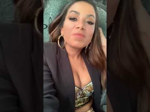 Anitta no encontro com Fátima bernardes