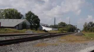 preview picture of video '288 Empire Service Amtrak thru North Tonawanda'