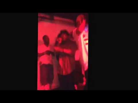 Mak Teezy Performing Hot Shit Live @Club Caribe