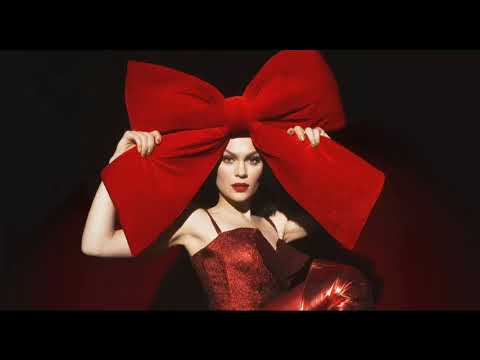 Rockin' Around The Christmas Tree - Jessie J