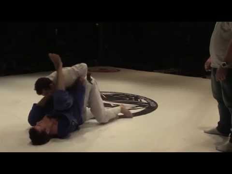 Nicky Robinson VS Kywan Gracie Behring