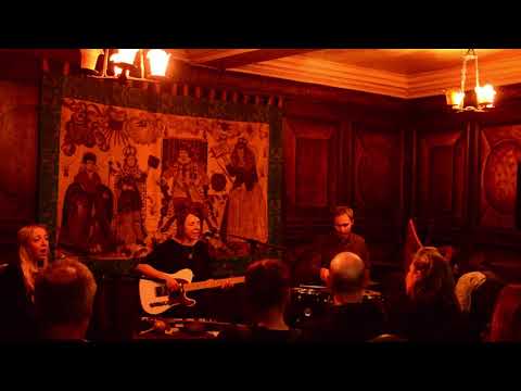 Folk Horror Revival - Swansongs - Sharron Kraus (3/3)