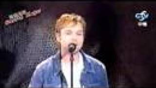 Darren Hayes introducing the band (Live in Taiwan 2002)