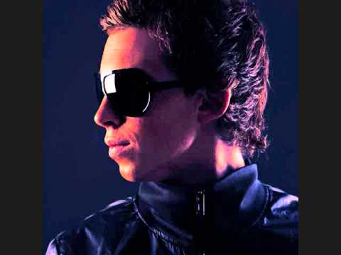 Axwell vs Julie McKnight - How Soon Is Glory (Hardwell & DJ Funkadelic Mash-Up)