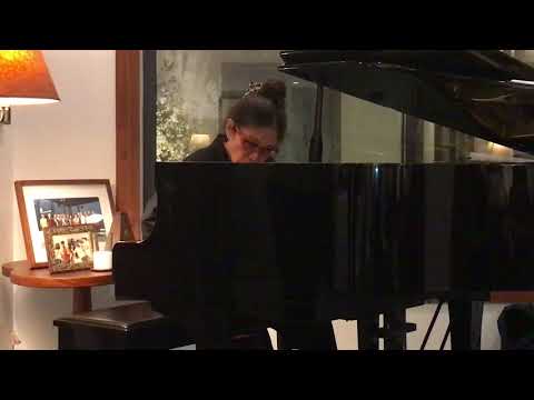 Cecille Licad plays Beethoven’s ”Moonlight Sonata.”