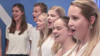 MNM: Studio 100 Koor - Sorry (Justin Bieber Cover)