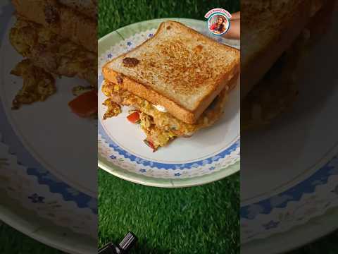 Crispy Bread Omelette Recipe | Quick & Easy Street Style Egg Bread Omelette #shorts #breadomelette