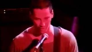 Keanu Reeves sings &quot;Punk rock&quot; version of his original song &quot;Isabelle&quot; /Original Dogstar 93