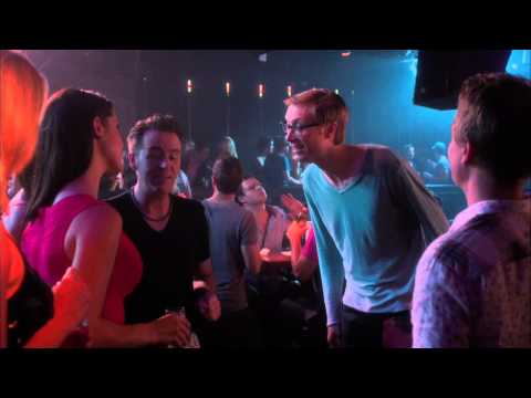 Hello Ladies 1.04 (Clip 'Meet Through Mutual Friends')