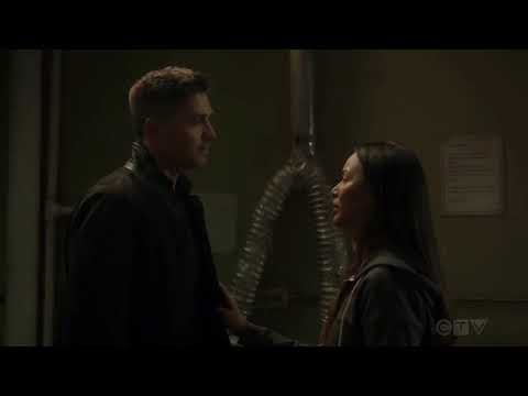 The Rookie 05x21 - Tim and Lucy | "Lock the door first"