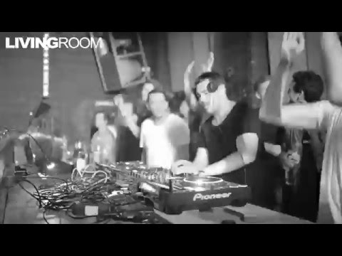 LivingRoom Invites #1 Santé