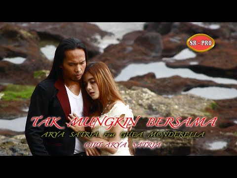 Arya Satria Feat. Irenne Ghea - Tak Mungkin Bersama | Dangdut (Official Music Video)
