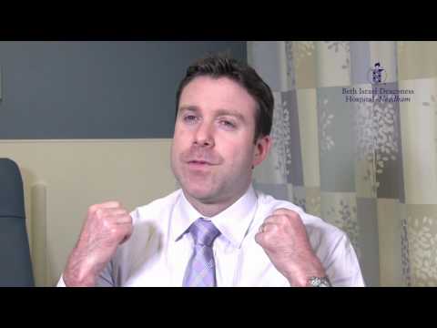 Medical Minute: Why is Numbness/Tingling in my Hand Worse at Night?