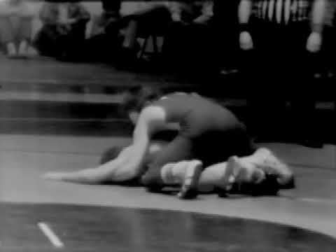 1980 NYSPHSAA Intersectional Wrestling Finals (105-lbs.)