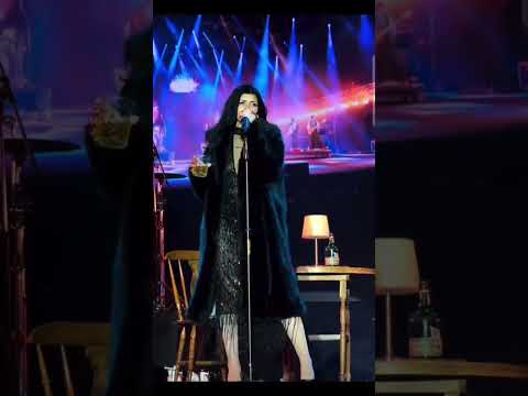 #Cazzu revienta Mendoza con “Engreído” | Fiesta de la Cerveza 2025