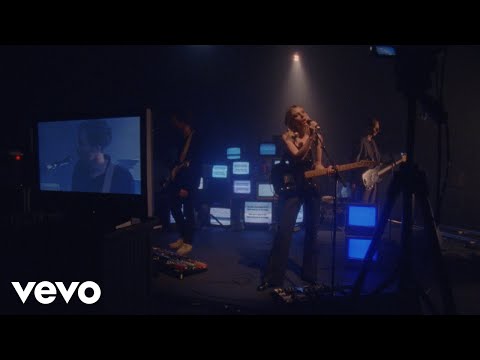 Wolf Alice - How Can I Make It Ok? (Official Live Video)