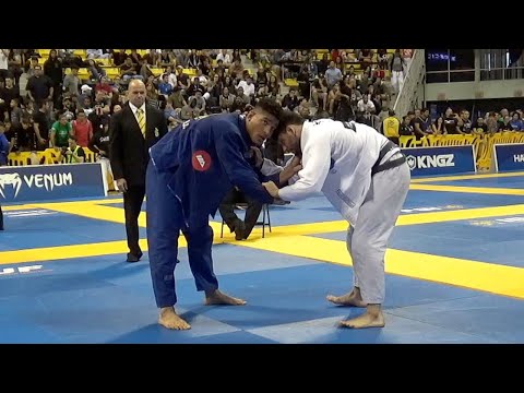 Mahamed Aly v Matheus Diniz / World Championship 2017