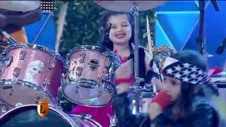 Dudinha baterista mirim quebrando tudo no #LEGENDARIOS