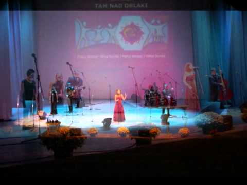 Petra Stopar - Tam, nad oblaki