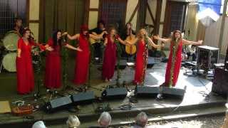 The Mediæval Bæbes: &quot;Sunrise&quot;/&quot;Gaudete&quot; / &quot;Come My Sweet&quot;/&quot;How Death Comes&quot;/&quot;Dringo Bell&quot;