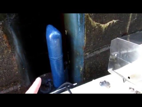 Waterway Tips - Floating Bollards Locking Through