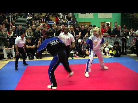 Bev Sturzaker v Henrietta Nagy The W O N  2015