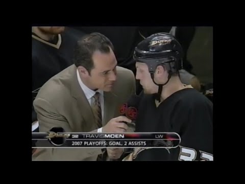 Vancouver Canucks at Anaheim Ducks (Game 2) - April 27, 2007 - Bobby Loo, Teemu Selanne