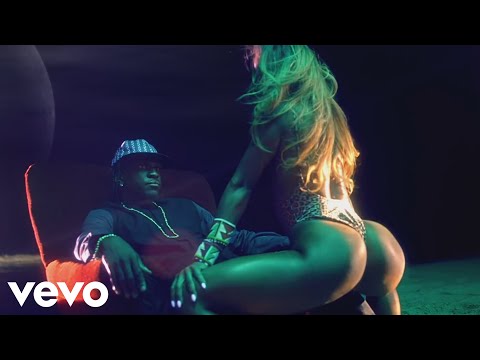 Nicki Minaj ft. Cardi B, Tyga & Quavo - Clap Dat (Official Video)