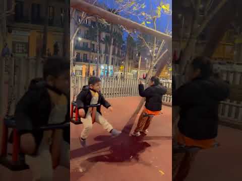 Rameen and Daniyal are swinging on swing  | super Kids| #Shorts #youtubeshorts  #Superkids.